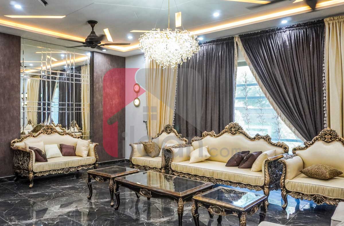 1 Kanal House for Sale in Block E, Valencia Housing Society, Lahore (Furnished)