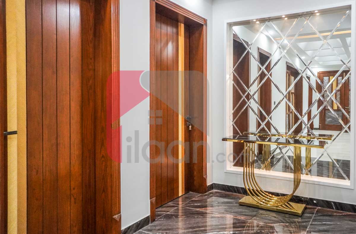 1 Kanal House for Sale in Block E, Valencia Housing Society, Lahore (Furnished)