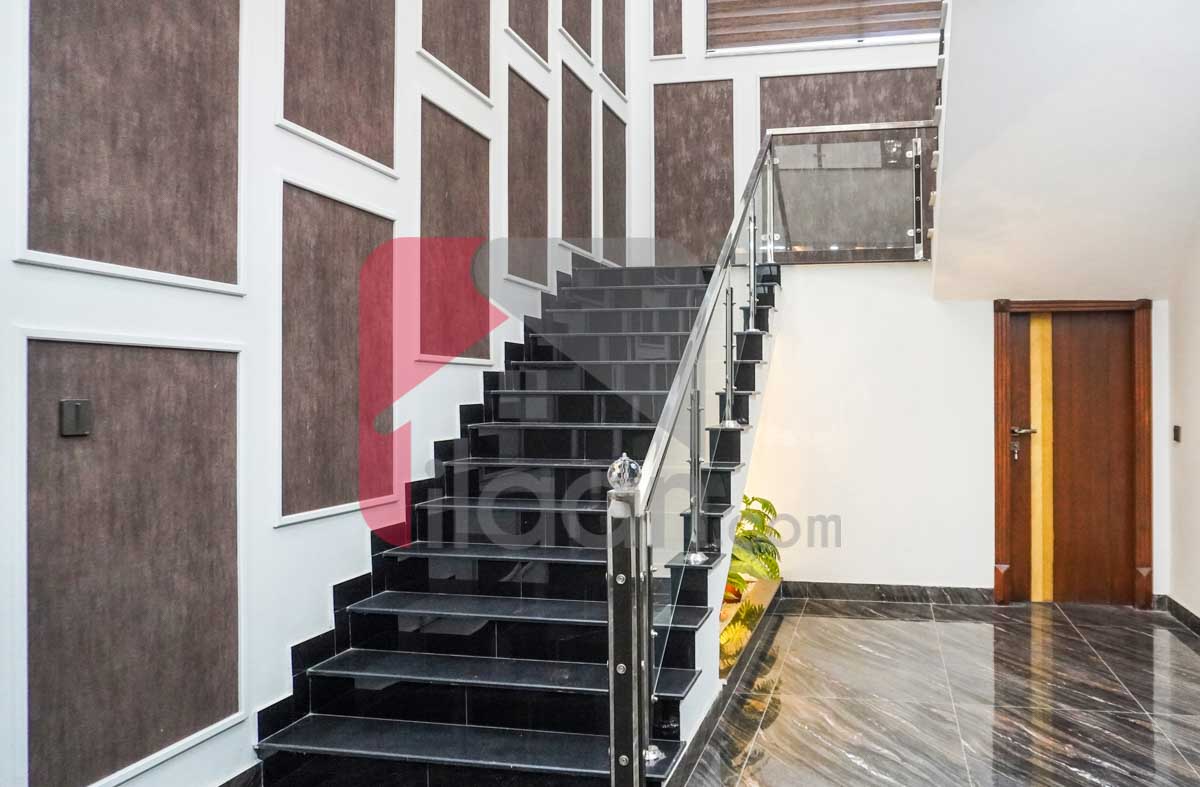 1 Kanal House for Sale in Block E, Valencia Housing Society, Lahore (Furnished)