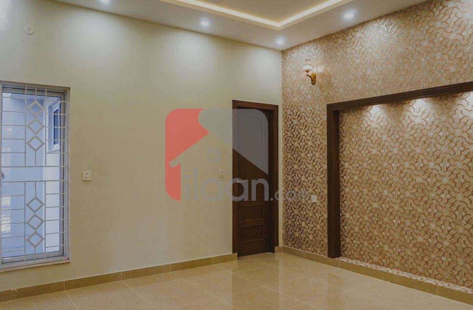 10 Marla House for Sale in Block C, Architects Engineers Housing Society, Lahore
