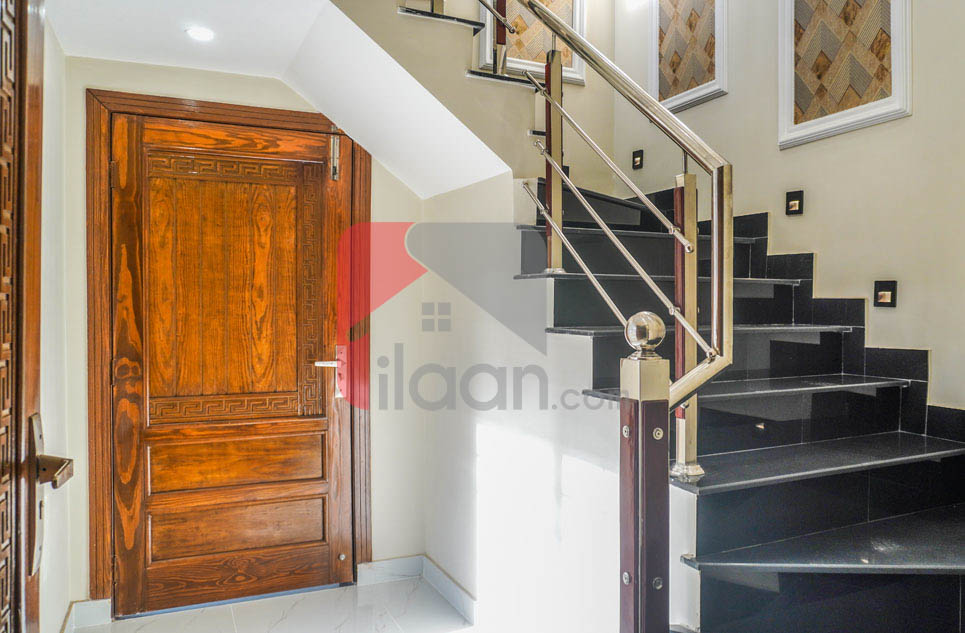 10 Marla House for Sale in Block C, Architects Engineers Housing Society, Lahore