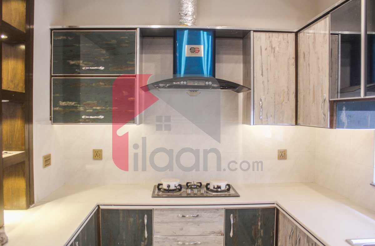 10 Marla House for Sale in Bahria Town, Lahore