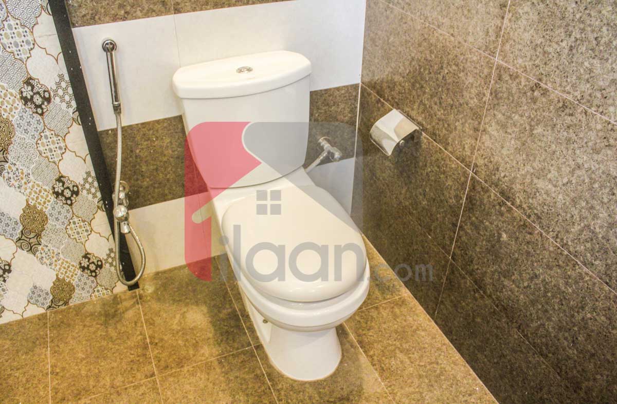 10 Marla House for Sale in Bahria Town, Lahore