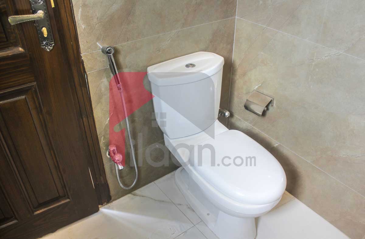 10 Marla House for Sale in Bahria Town, Lahore