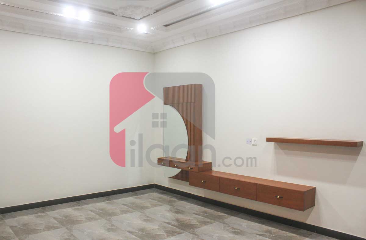 10 Marla House for Sale in Bahria Town, Lahore