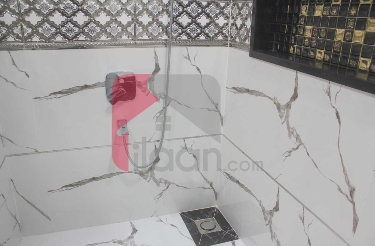 10 Marla House for Sale in Bahria Town, Lahore