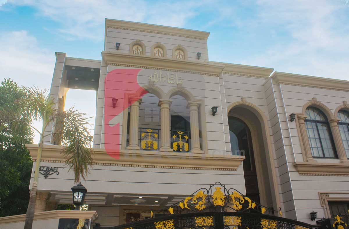 10 Marla House for Sale in Bahria Town, Lahore