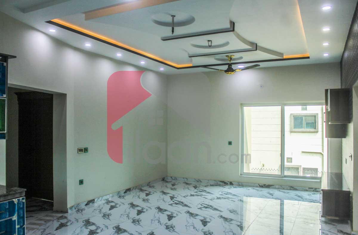 10 Marla House for Sale in Bahria Town, Lahore