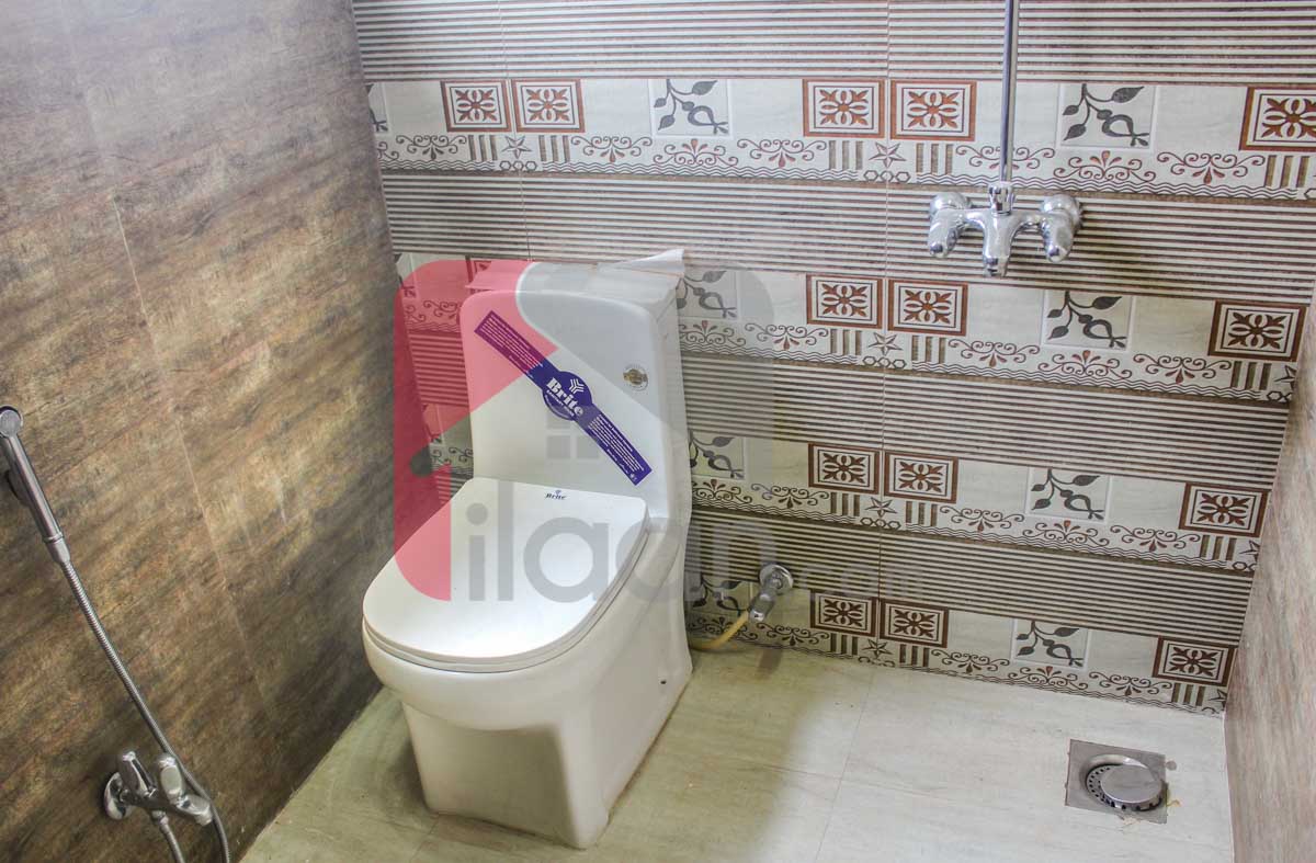 10 Marla House for Sale in Bahria Town, Lahore