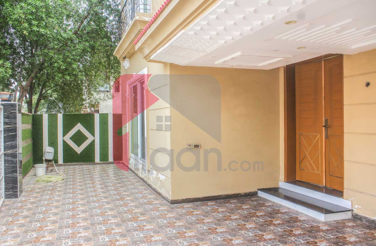 10 Marla House for Sale in Bahria Town, Lahore