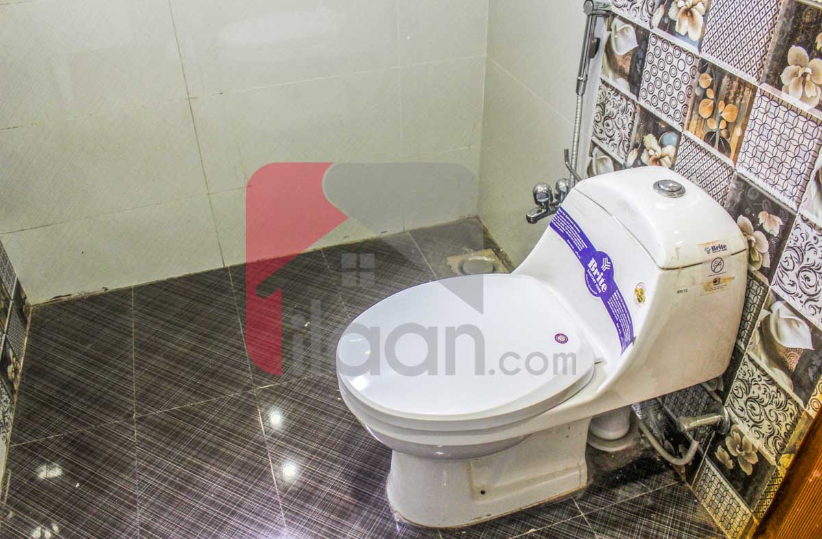 10 Marla House for Sale in Bahria Town, Lahore