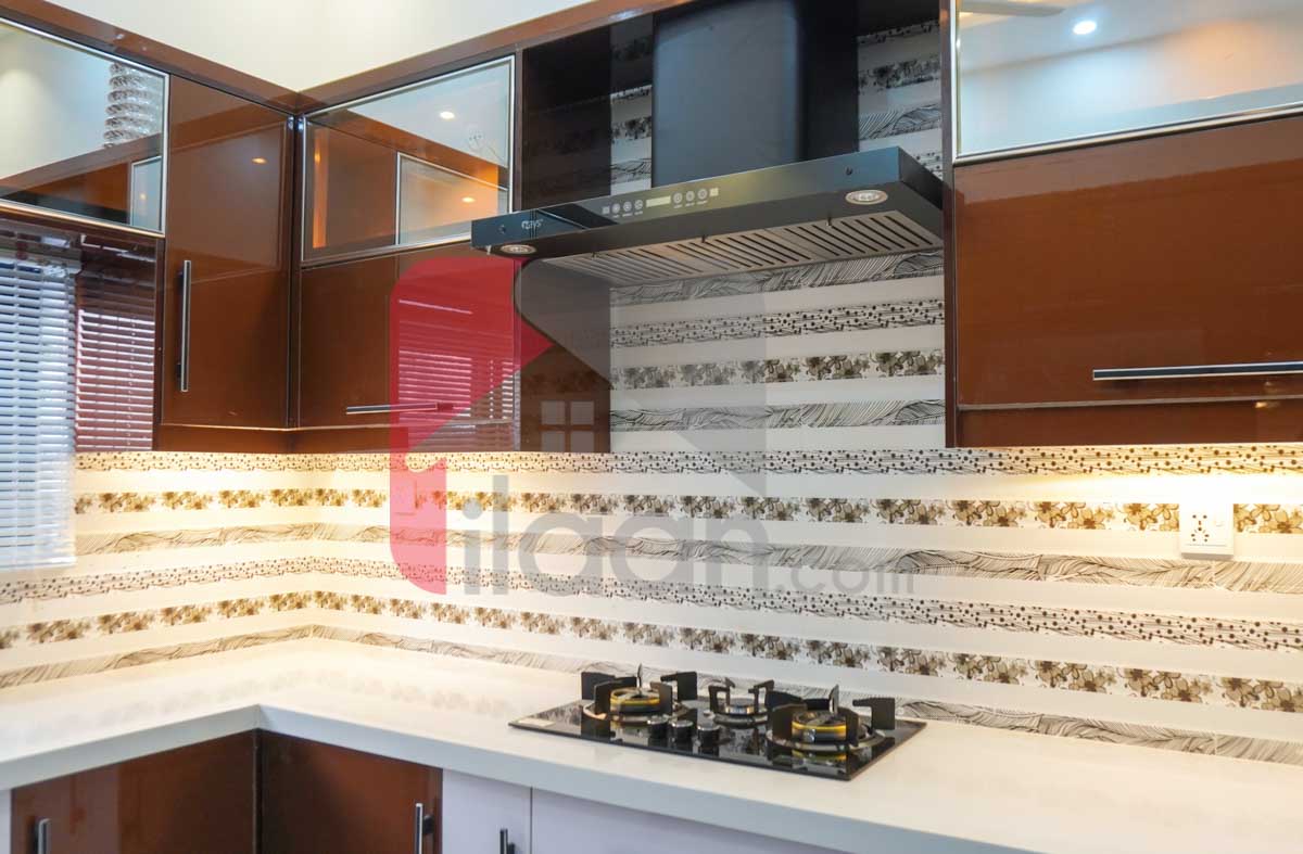 10 Marla House for Sale in Jinnah Block, Sector E, Bahria Town, Lahore