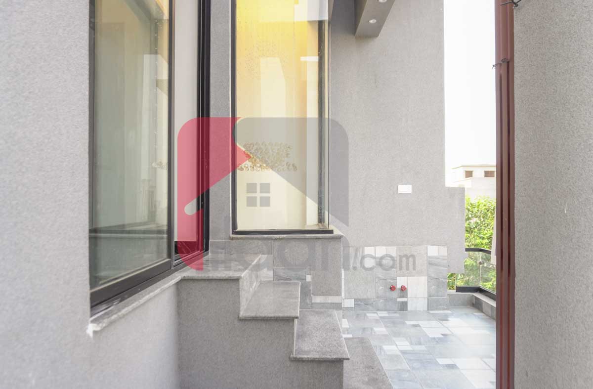 10 Marla House for Sale in Jinnah Block, Sector E, Bahria Town, Lahore