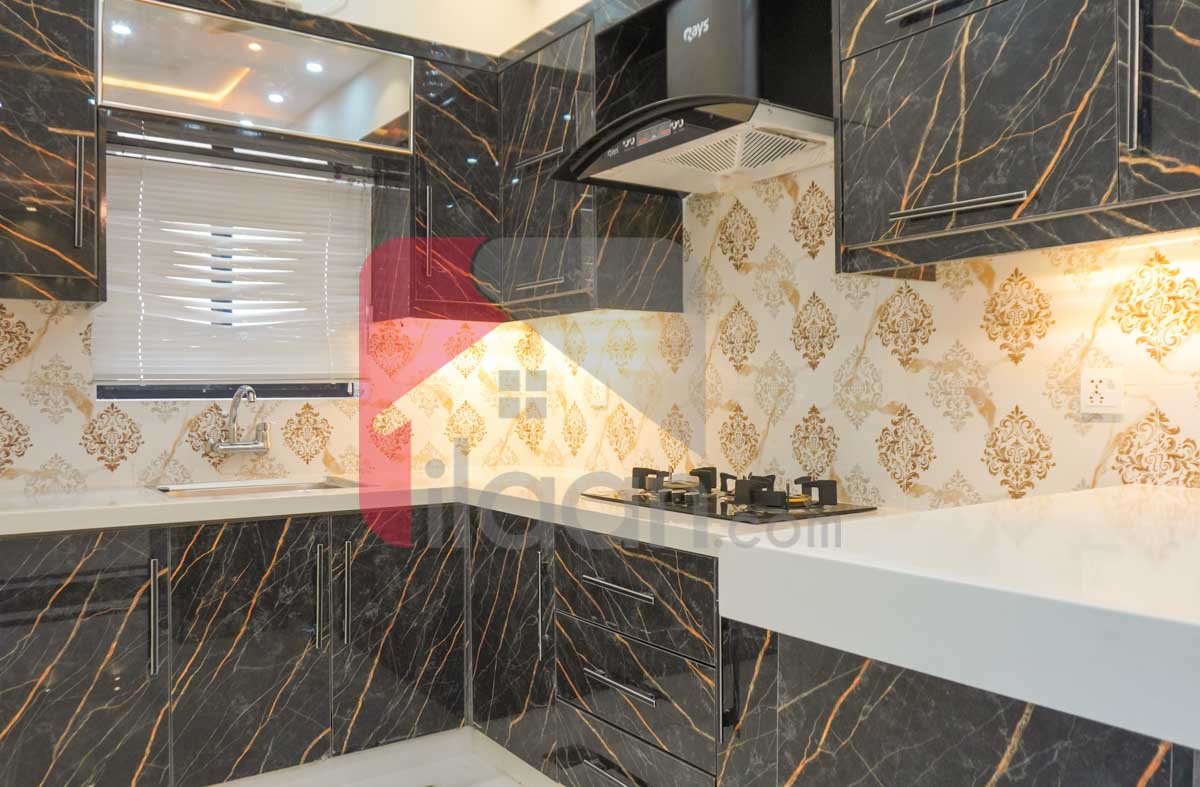 10 Marla House for Sale in Jinnah Block, Sector E, Bahria Town, Lahore