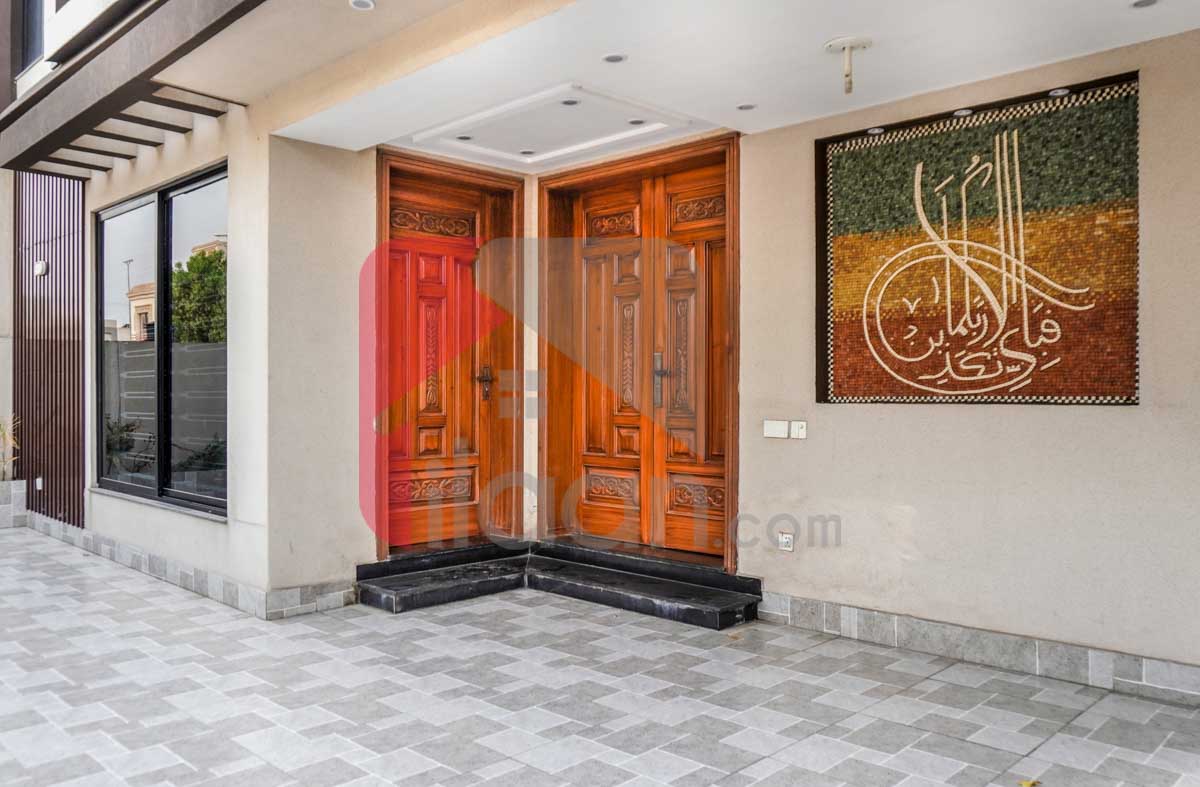 10 Marla House for Sale in Overseas B, Sector D, Bahria Town, Lahore