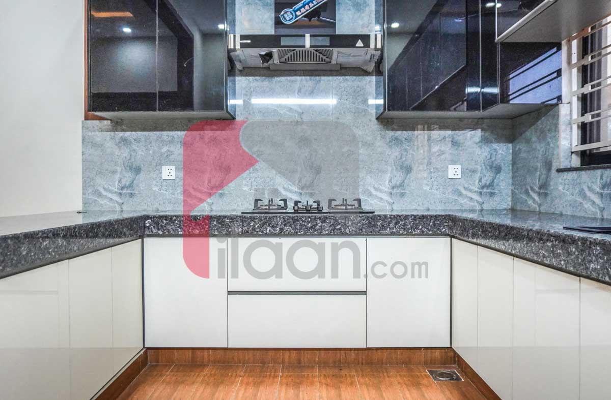 10 Marla House for Sale in Overseas B, Sector D, Bahria Town, Lahore