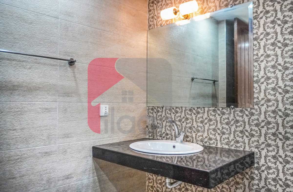 10 Marla House for Sale in Overseas B, Sector D, Bahria Town, Lahore