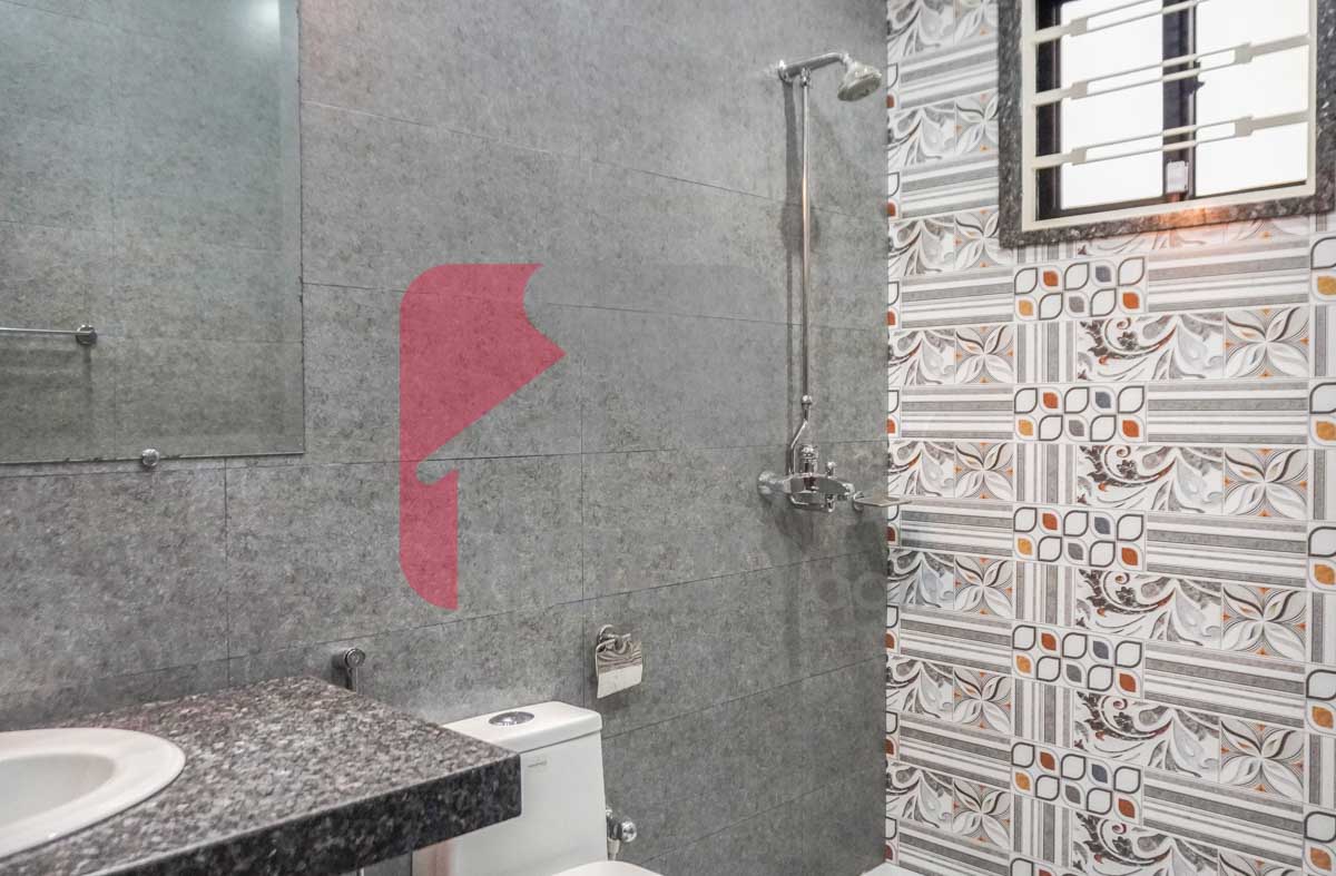 10 Marla House for Sale in Overseas B, Sector D, Bahria Town, Lahore