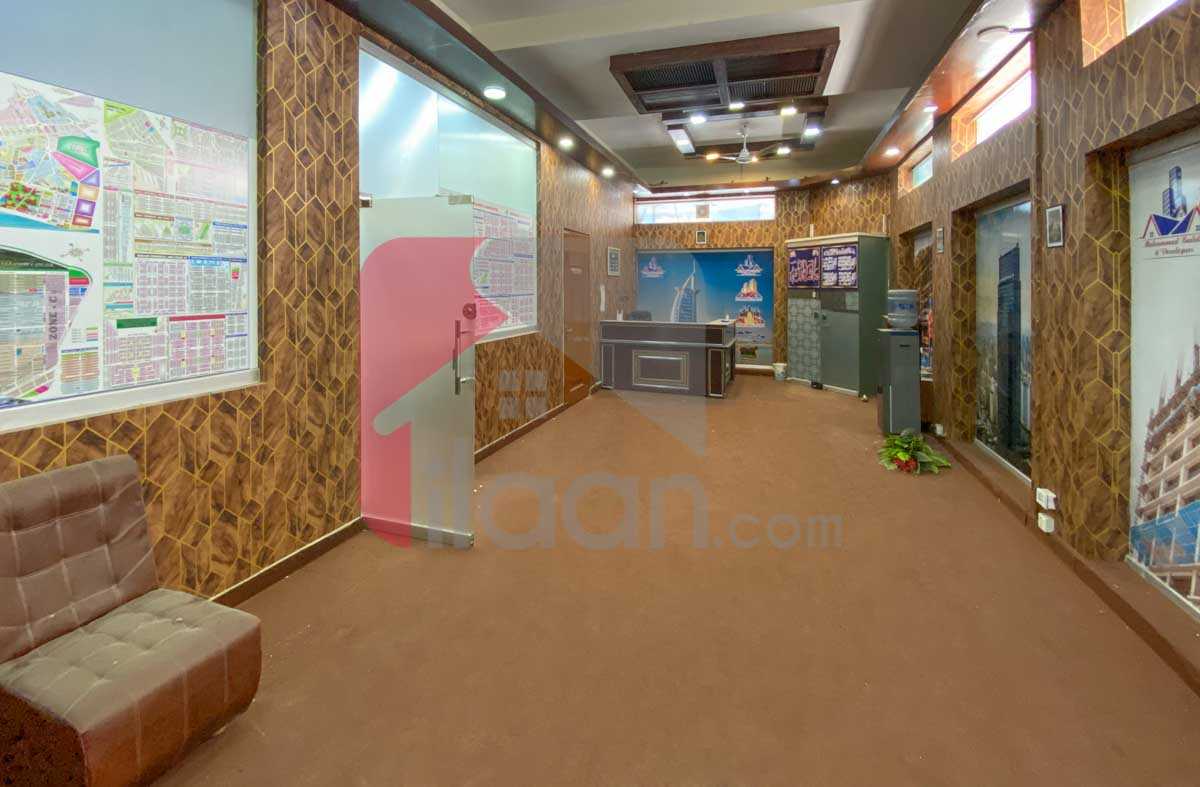 200 Sq.yd Shop for Sale in Badar Commercial Area, Phase 5, DHA Karachi