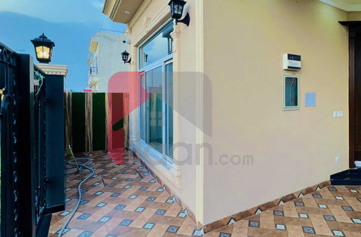 1 Kanal House for Sale in Block X, Phase 3, DHA Lahore