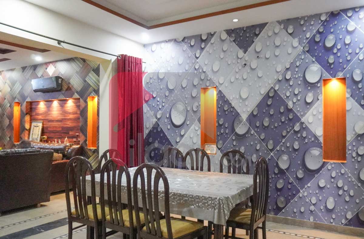 10 Marla House for Sale in Iqbal block, Sector E, Bahria Town, Lahore (Furnished)