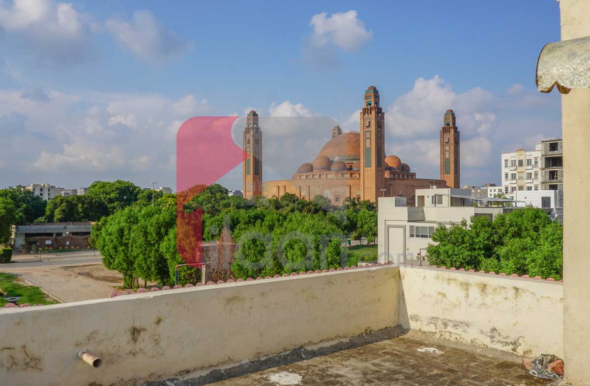 10 Marla House for Sale in Iqbal block, Sector E, Bahria Town, Lahore (Furnished)
