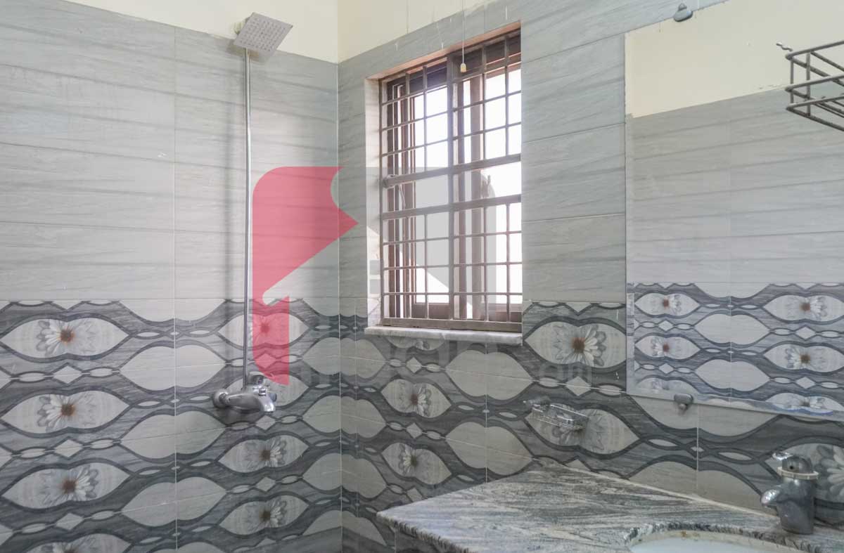 10 Marla House for Sale in Iqbal block, Sector E, Bahria Town, Lahore (Furnished)