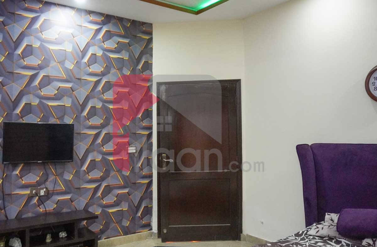 10 Marla House for Sale in Iqbal block, Sector E, Bahria Town, Lahore (Furnished)