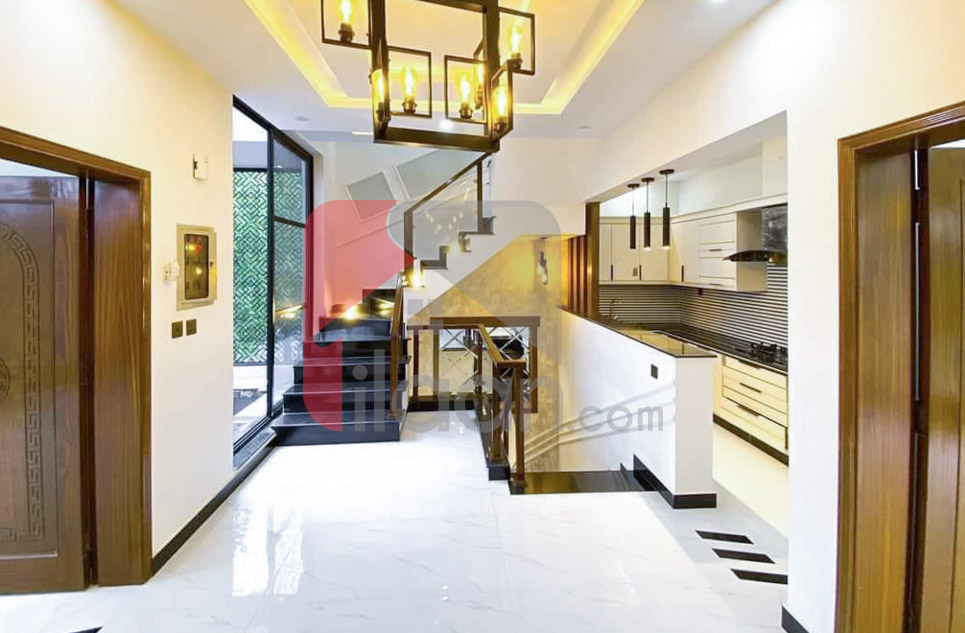 5.33 Marla House for Sale in Jinnah Block, Sector E, Bahria Town, Lahore 