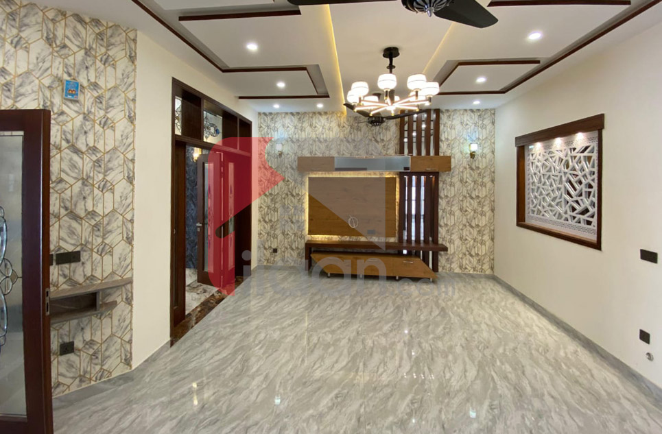 10 Marla House for Sale in Tulip Block, Sector C, Bahria Town, Lahore