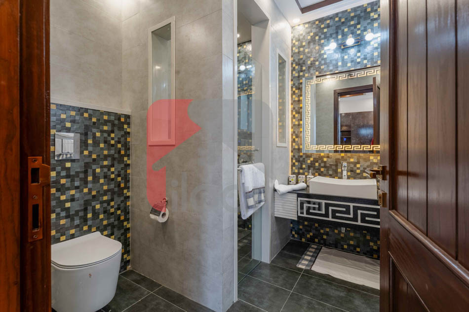 1 Kanal House for Sale in Block N, Phase 6, DHA Lahore