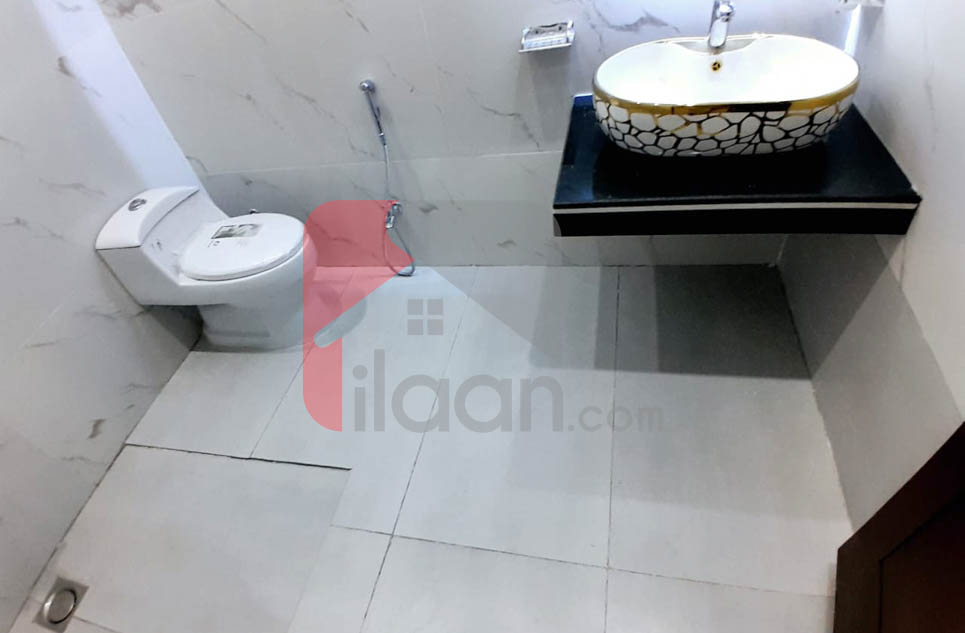 10 Marla House Sale in Phase 2, Nasheman-e-Iqbal, Lahore