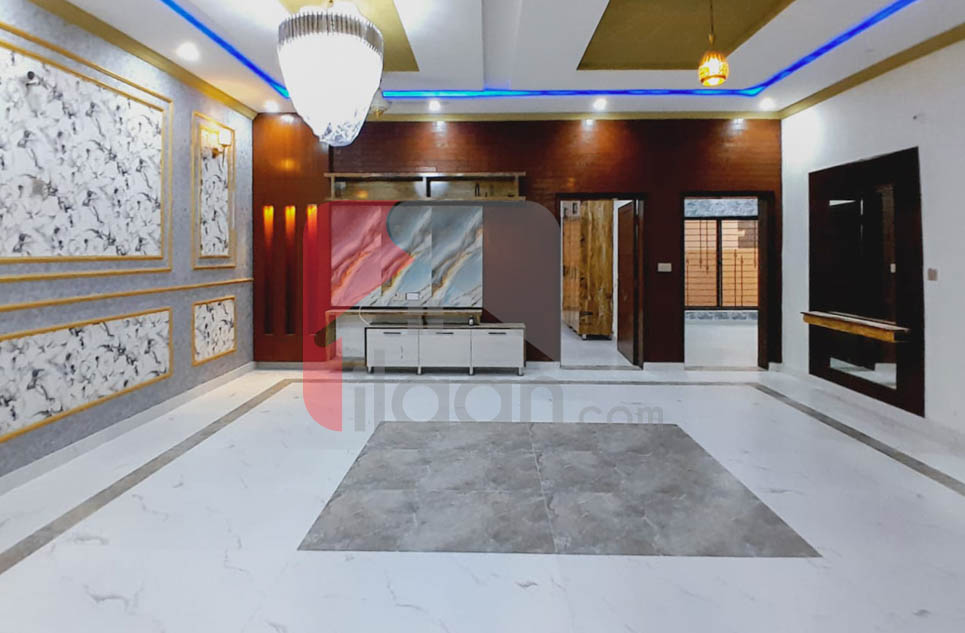 10 Marla House for Sale in Phase 2, Nasheman-e-Iqbal, Lahore