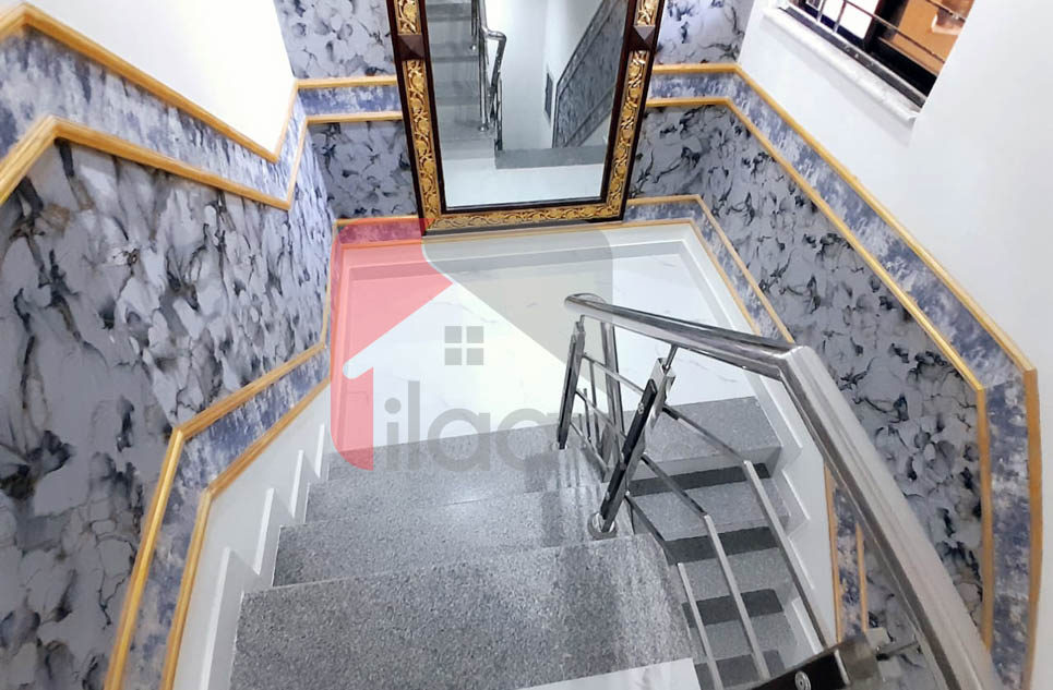 10 Marla House for Sale in Phase 2, Nasheman-e-Iqbal, Lahore