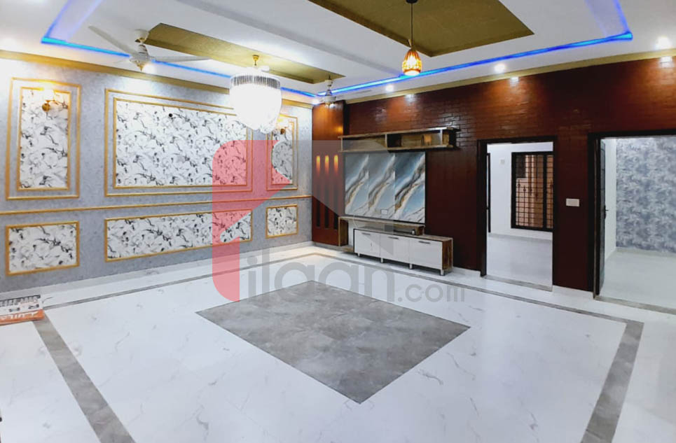 10 Marla House for Sale in Phase 2, Nasheman-e-Iqbal, Lahore