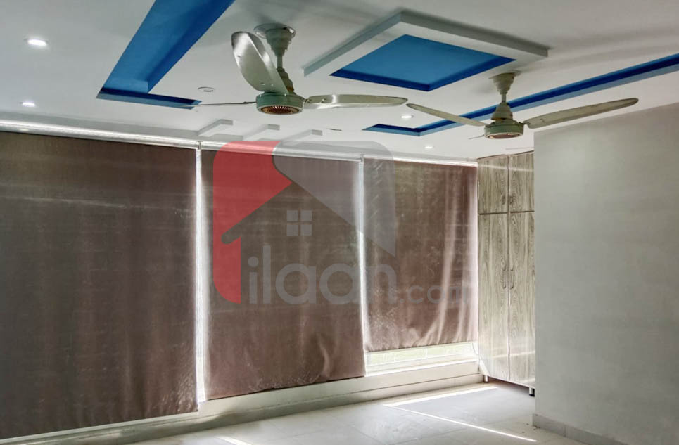 2 Marla Building for Rent in Block AA, Sector D, Bahria Town, Lahore