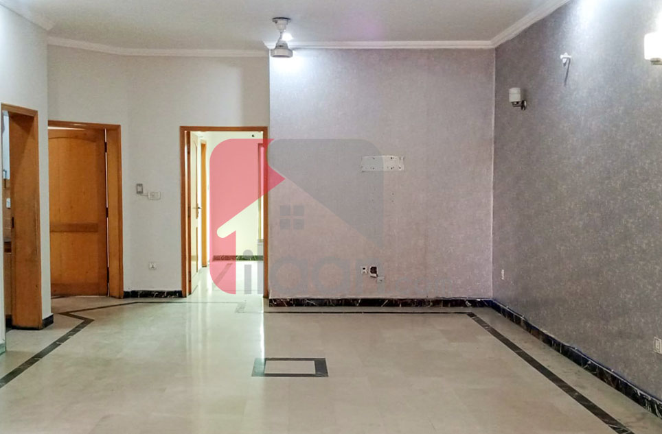 10 Marla House for Rent (Ground Floor) in Phase 8 - Air Avenue, DHA Lahore