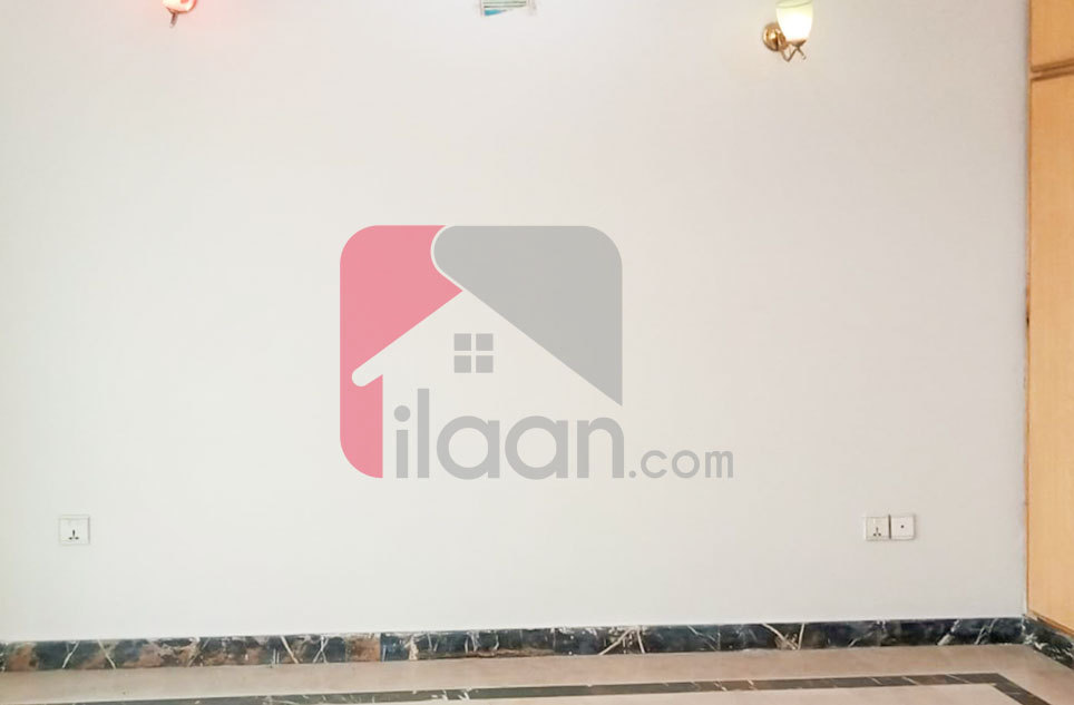 10 Marla House for Rent (Ground Floor) in Phase 8 - Air Avenue, DHA Lahore