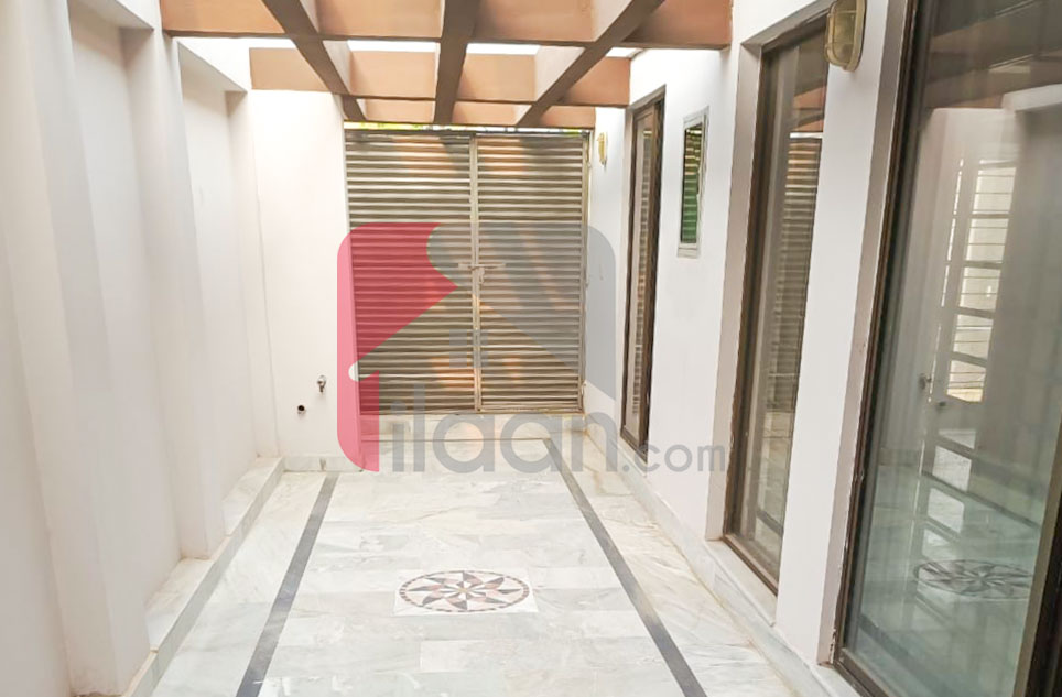 10 Marla House for Rent in Phase 6, DHA Lahore