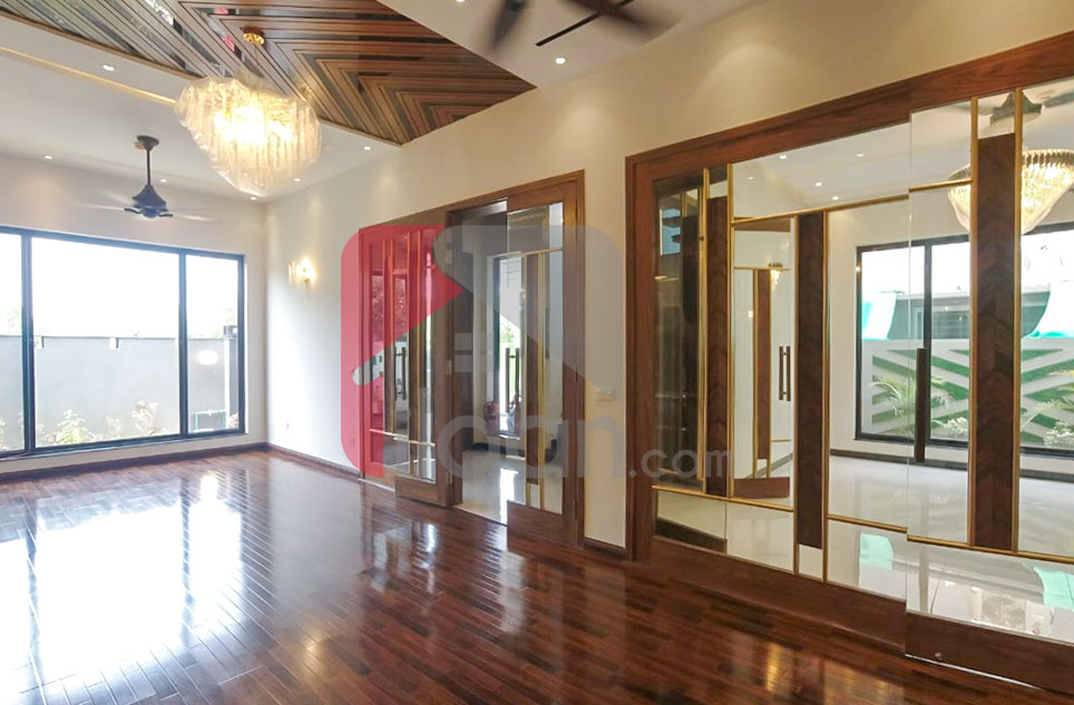 1 Kanal House for Sale in Phase 7, DHA Lahore