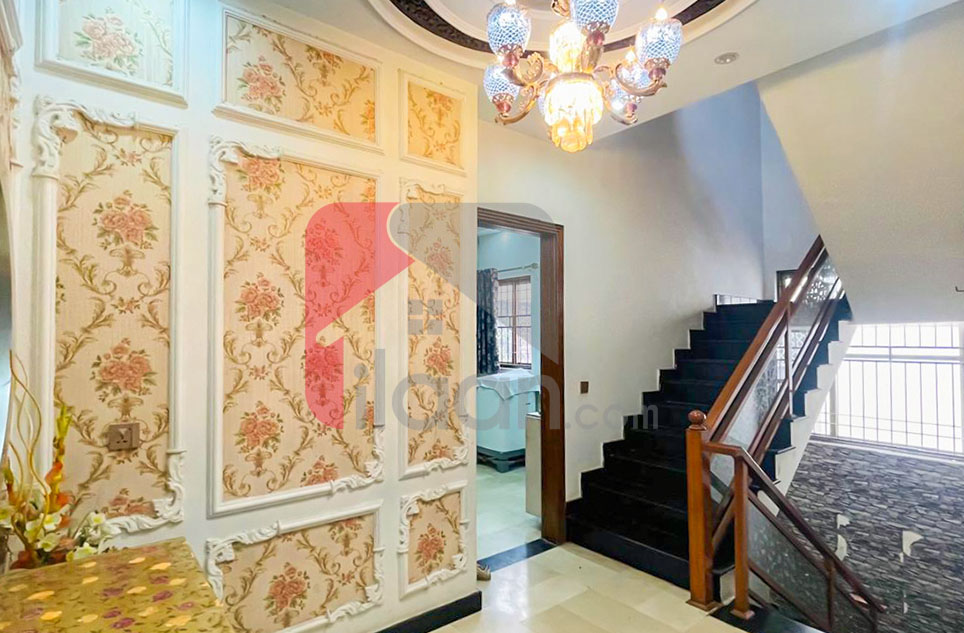1 Kanal House for Sale in Phase 8 - Air Avenue, DHA Lahore