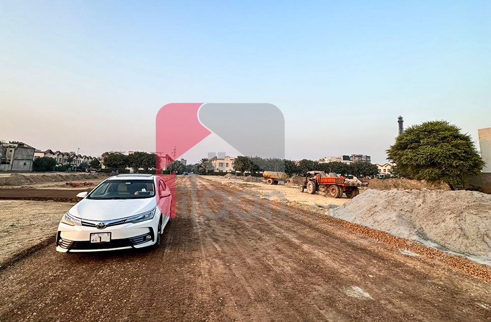 10 Marla Commercial Plot for Sale in Down Town Commercial, Sector E, Bahria Town, Lahore