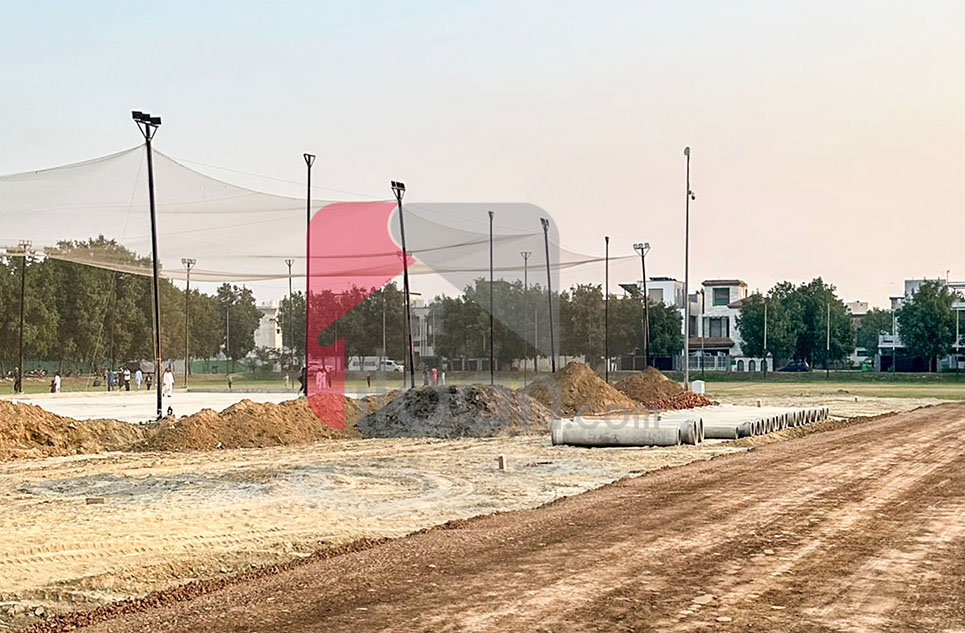 10 Marla Commercial Plot for Sale in Down Town Commercial, Sector E, Bahria Town, Lahore