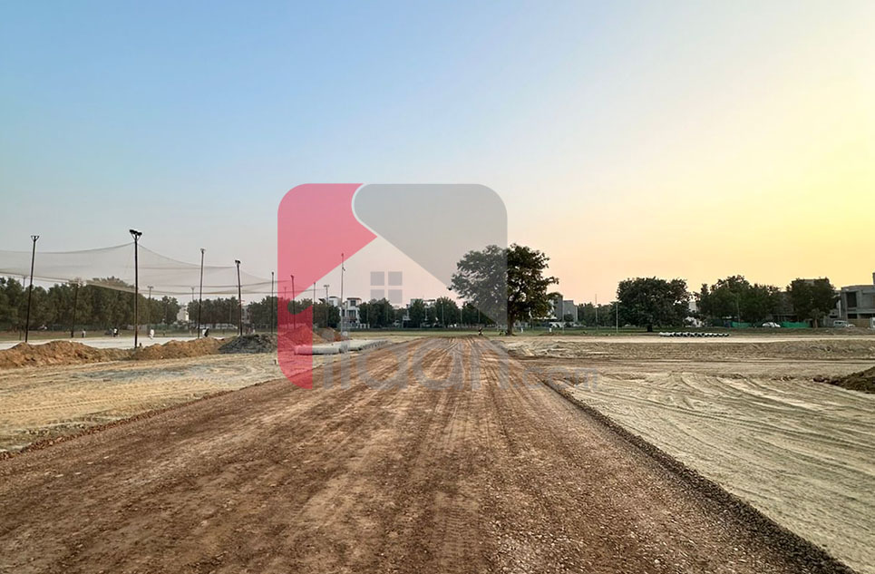 10 Marla Commercial Plot for Sale in Down Town Commercial, Sector E, Bahria Town, Lahore