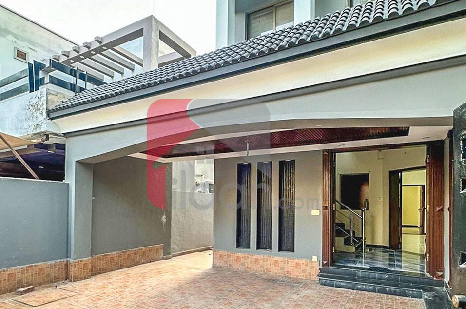 10 Marla House for Sale in Bahria Town, Lahore