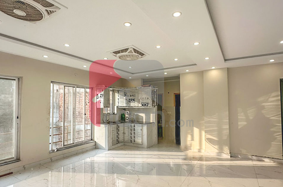 12 Marla Hall for Rent on Main Boulevard, Sector E, Bahria Town, Lahore