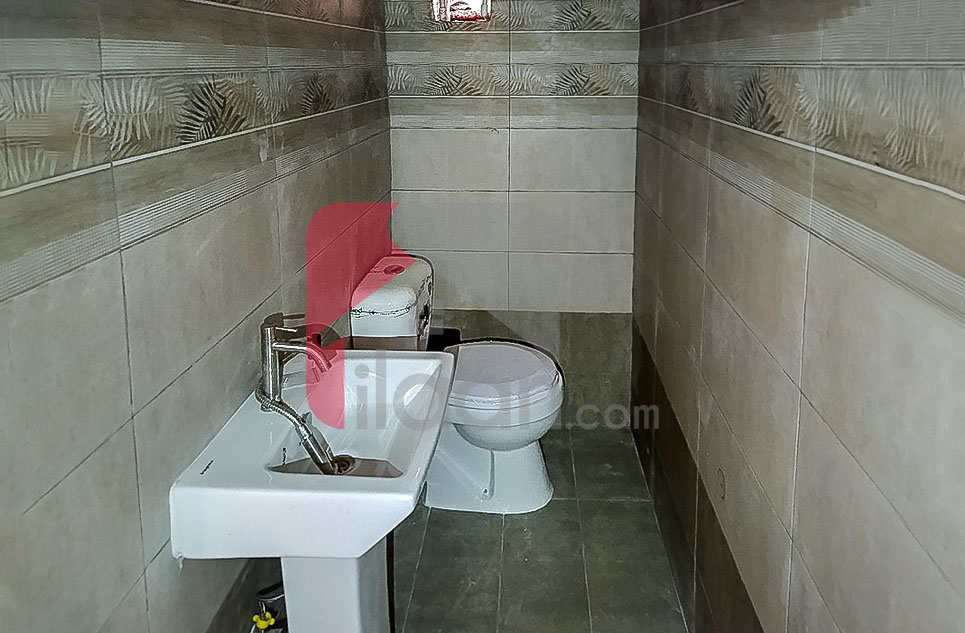 475 Sq.ft Shop for Sale in Ittehad Commercial Area, Phase 6, DHA Karachi