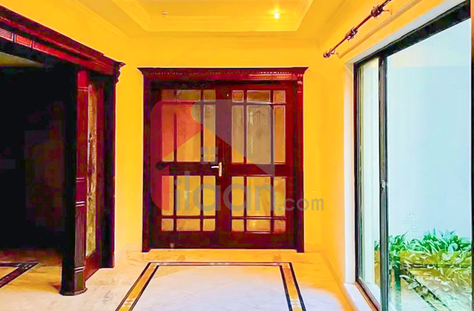 2 kanal house for rent in Phase 1 DHA Lahore