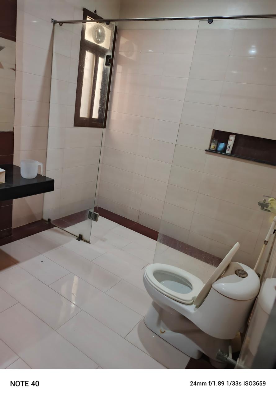 450 Sq.yd Bungalow for Sale in Block 7 Prime, Gulshan-e-iqbal, Karachi