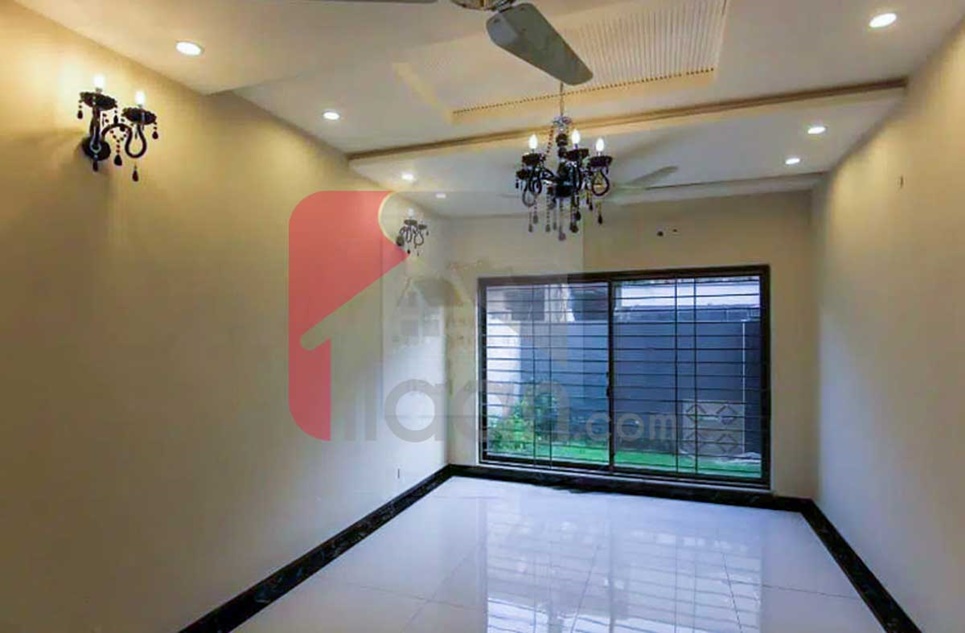 10 Kanal House for Rent in State Life Housing Society, Lahore